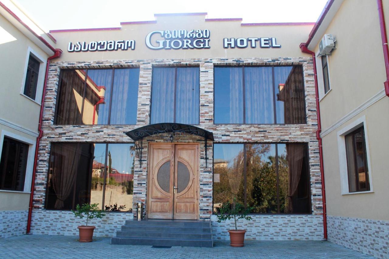Hotel Giorgi Tskaltubo Bagian luar foto